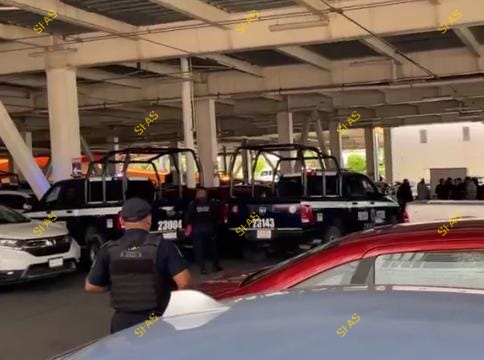 ENCUENTRAN 2 CUERPOS ENCAJUELADOS EN CONOCIDA PLAZA DE LA CAPITAL CHIAPANECA