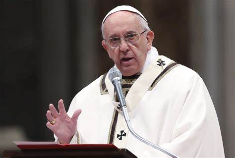 EL PAPA FRANCISCO SIGUE HOSPITALIZADO