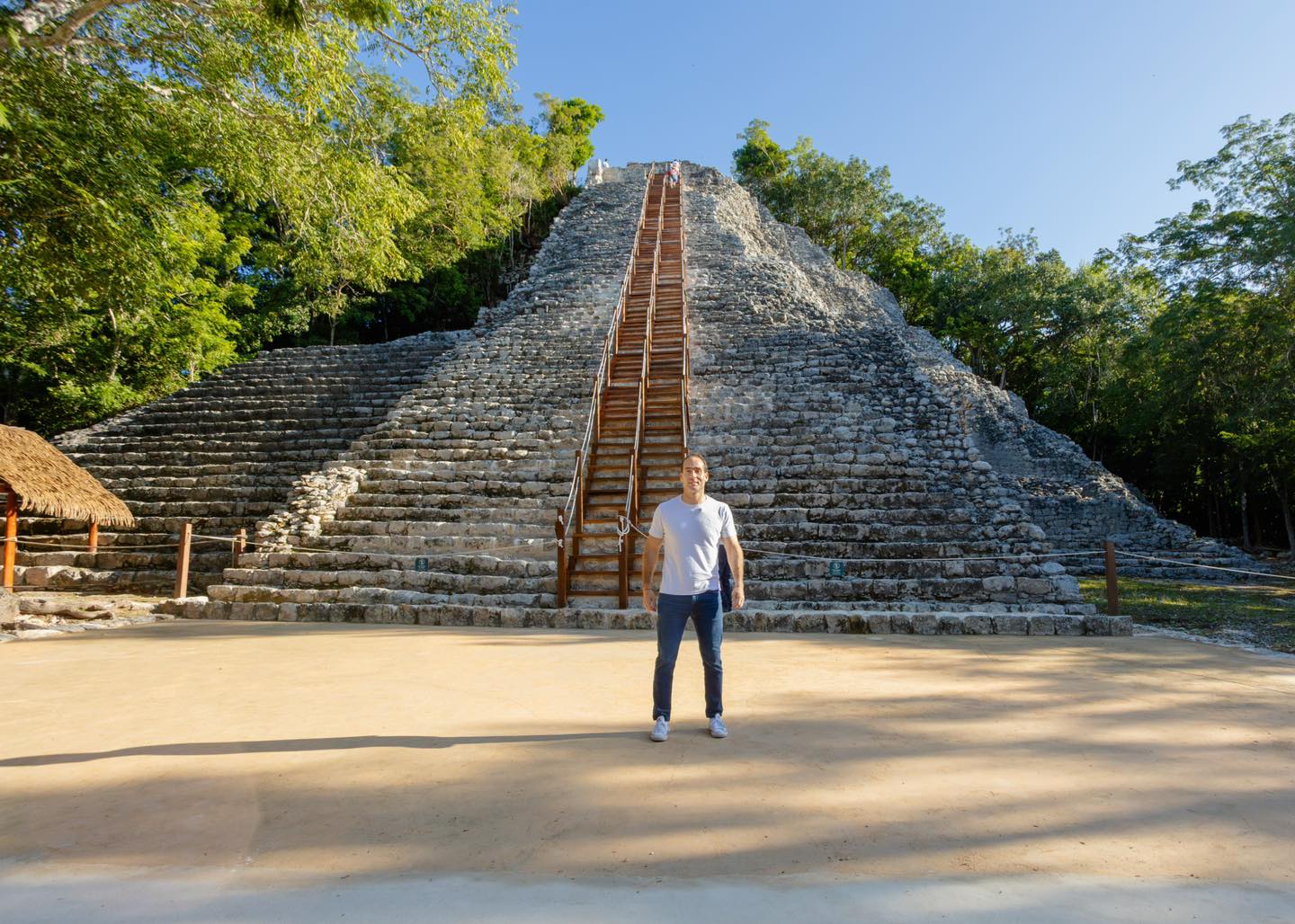 DIEGO CASTAÑÓN IMPULSA REAPERTURA DE LA ESCALINATA DEL NOHOCH MUL EN COBÁ
