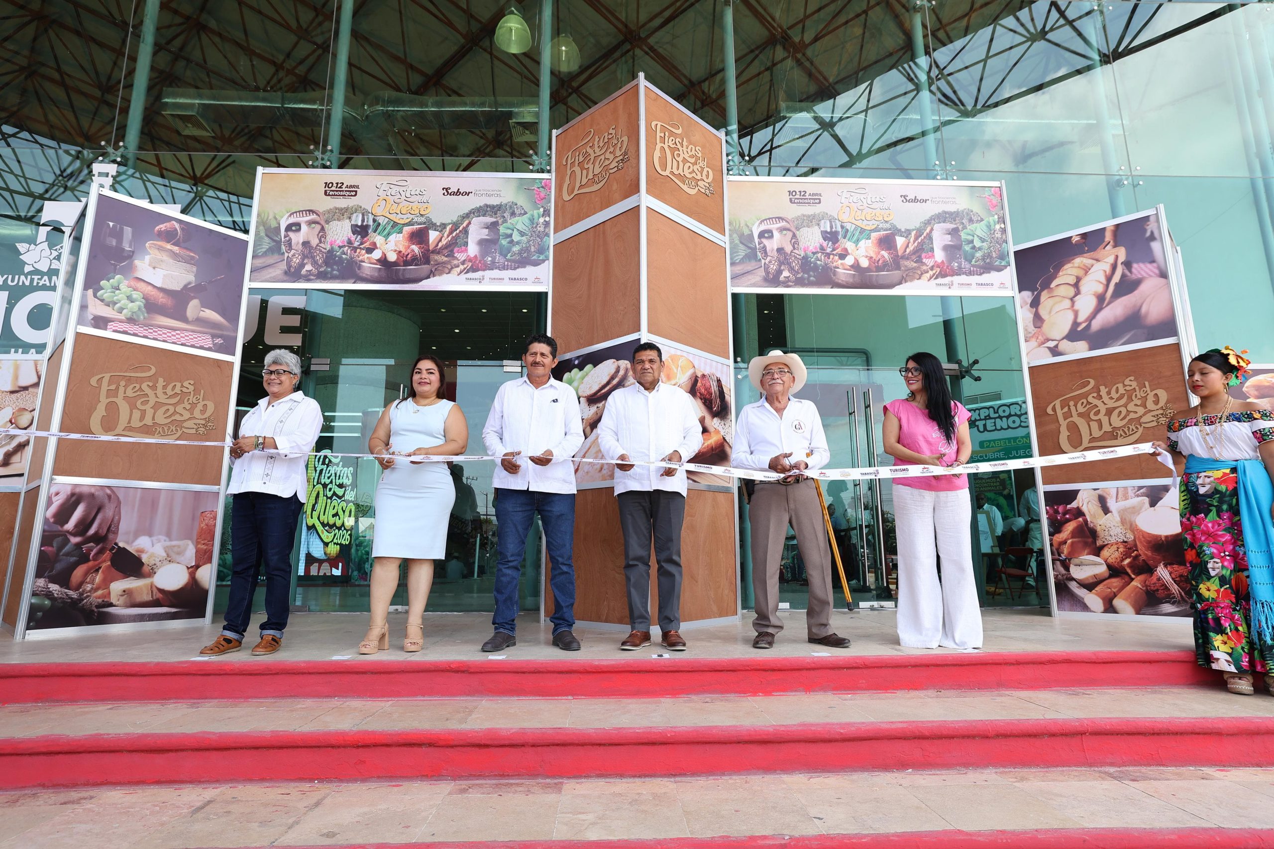 INAUGURA JAVIER MAY ‘FIESTAS DEL QUESO’ EN TENOSIQUE