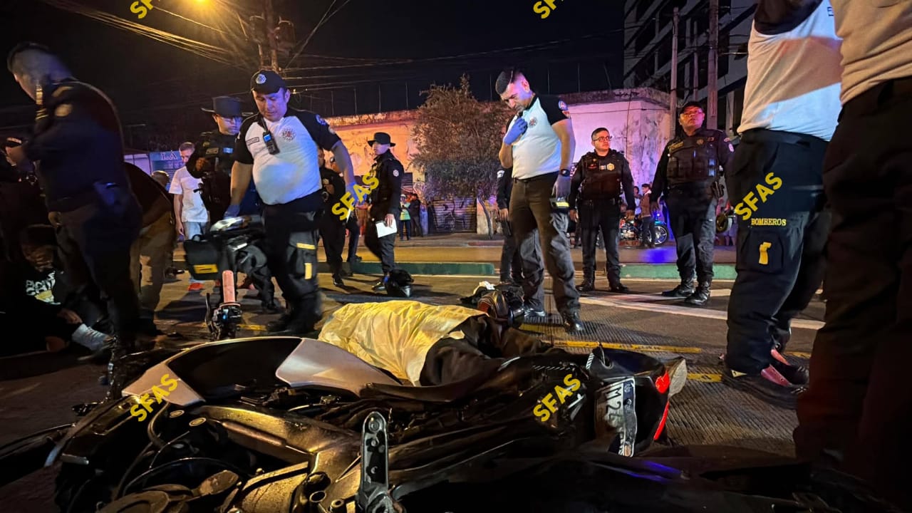 ABATEN A DELINCUENTES DURANTE PERSECUCIÓN POLICIAL EN LA AVENIDA BOLÍVAR DE LA CIUDAD DE GUATEMALA