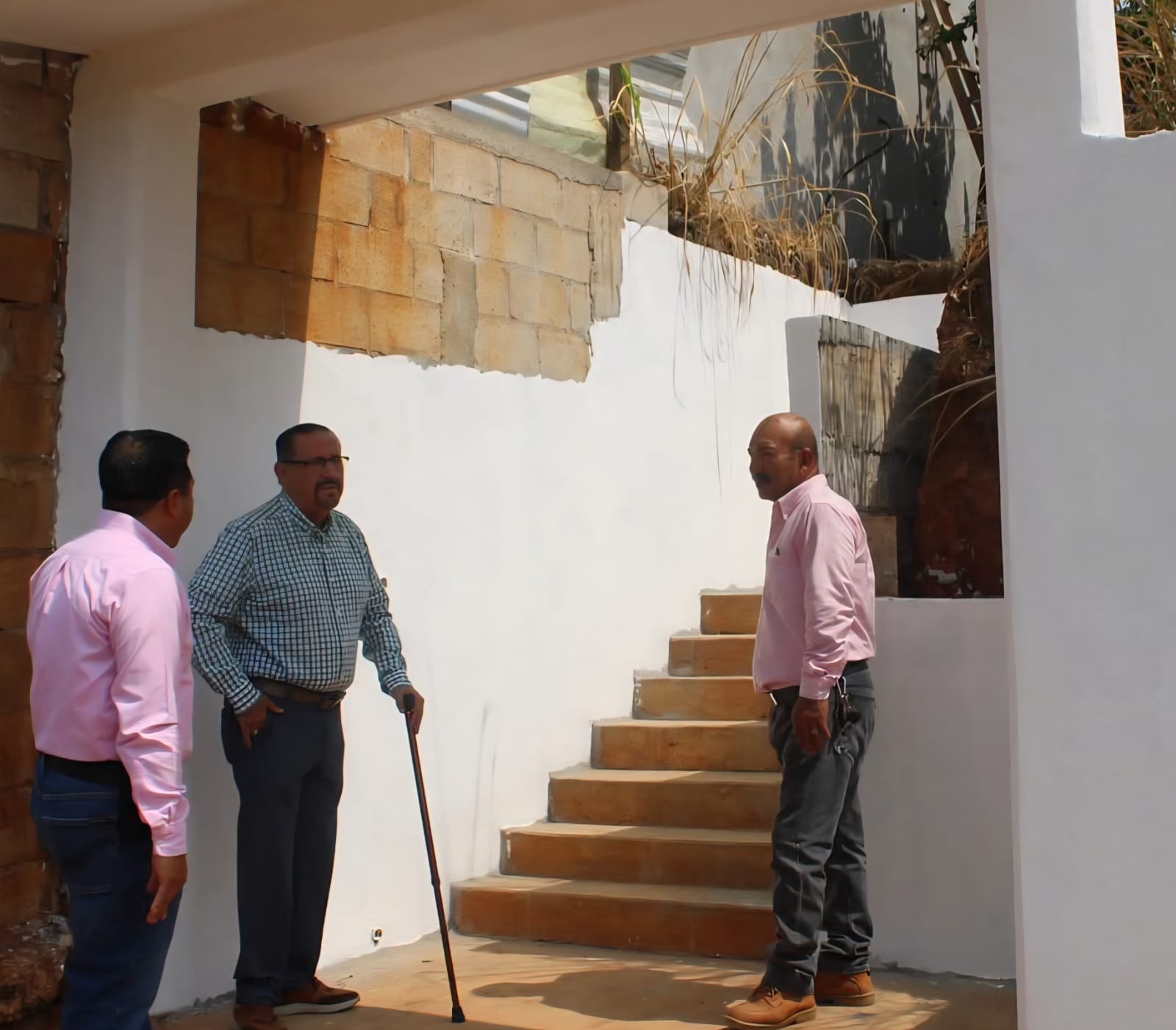 SUPERVISA OSCAR SERRA CONSTRUCCIÓN ESCOLAR EN CHIAPAS