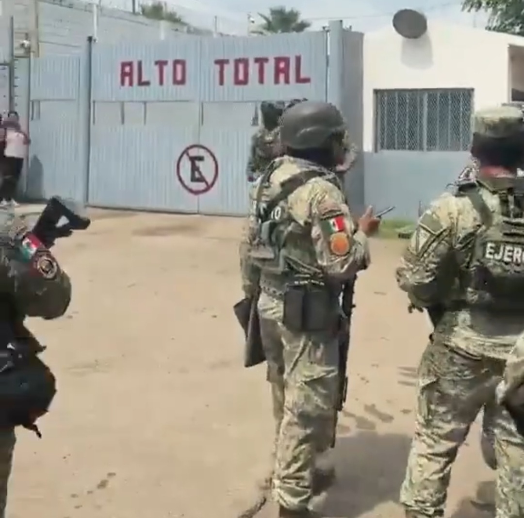 GRUPOS ARMADOS INGRESARON AL PENAL EL CASTILLO: 10 MUERTOS Y 16 HERIDOS